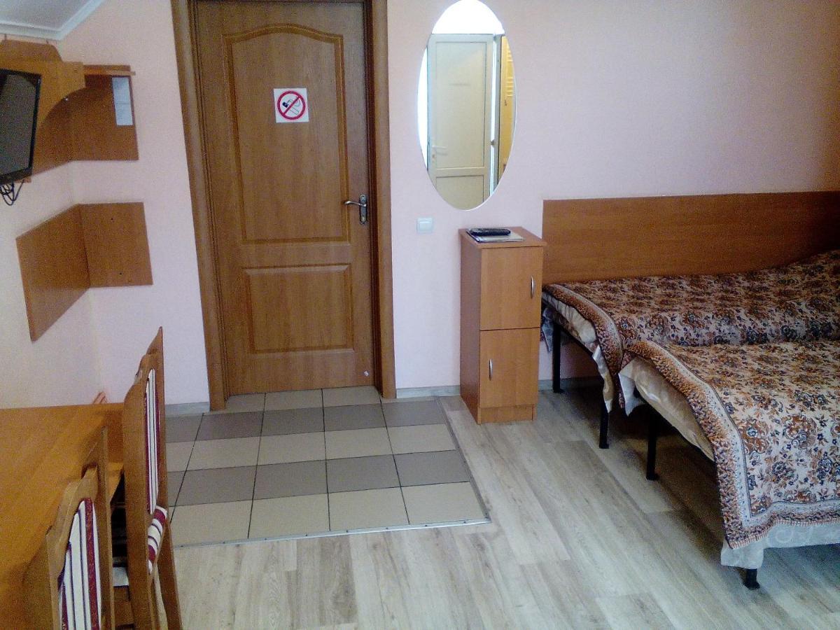 Hostel On Flotska Iwano-Frankiwsk Zewnętrze zdjęcie